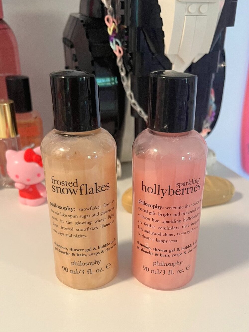 Philosophy "frosted snowflakes" and "sparkling hollyberries" (mini)